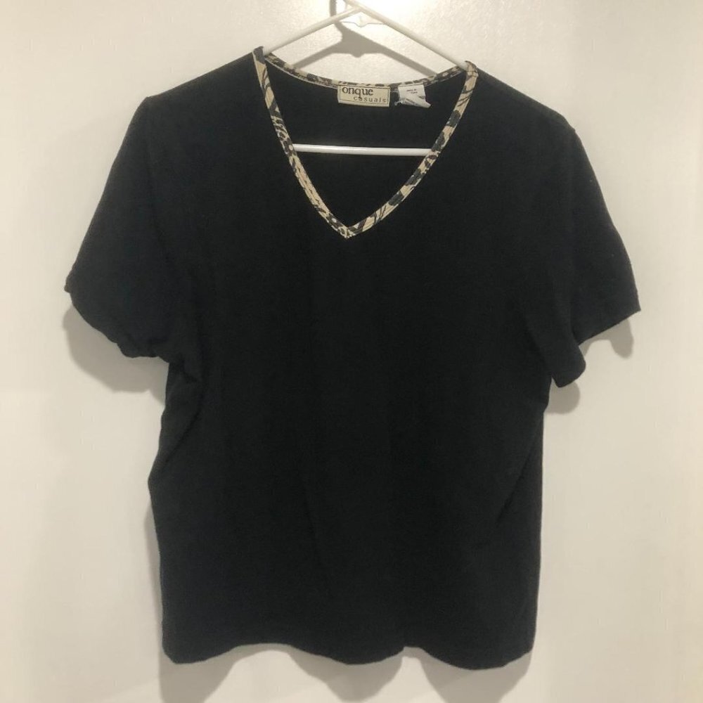 LADIES Onque Casuals top Size L